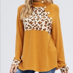 Leopard high neck Button Sweater